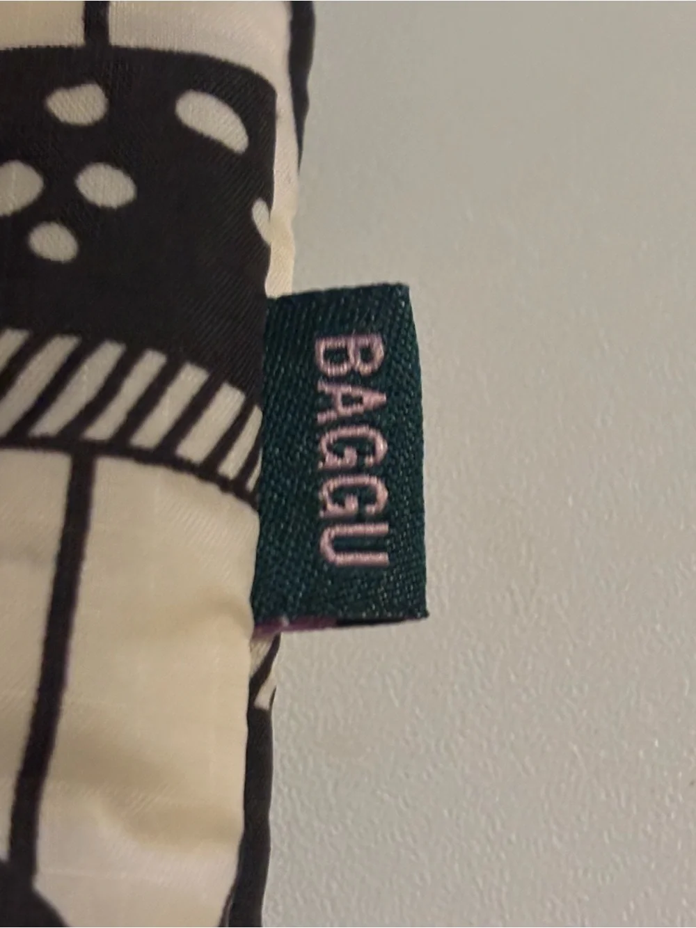 BAGGU Puffy Laptop Sleeve Black White Mushroom Print 14” Cottagecore